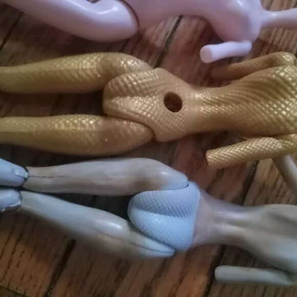 Monster High Ever after High lot of 100 doll bodies - Picture 8 of 10